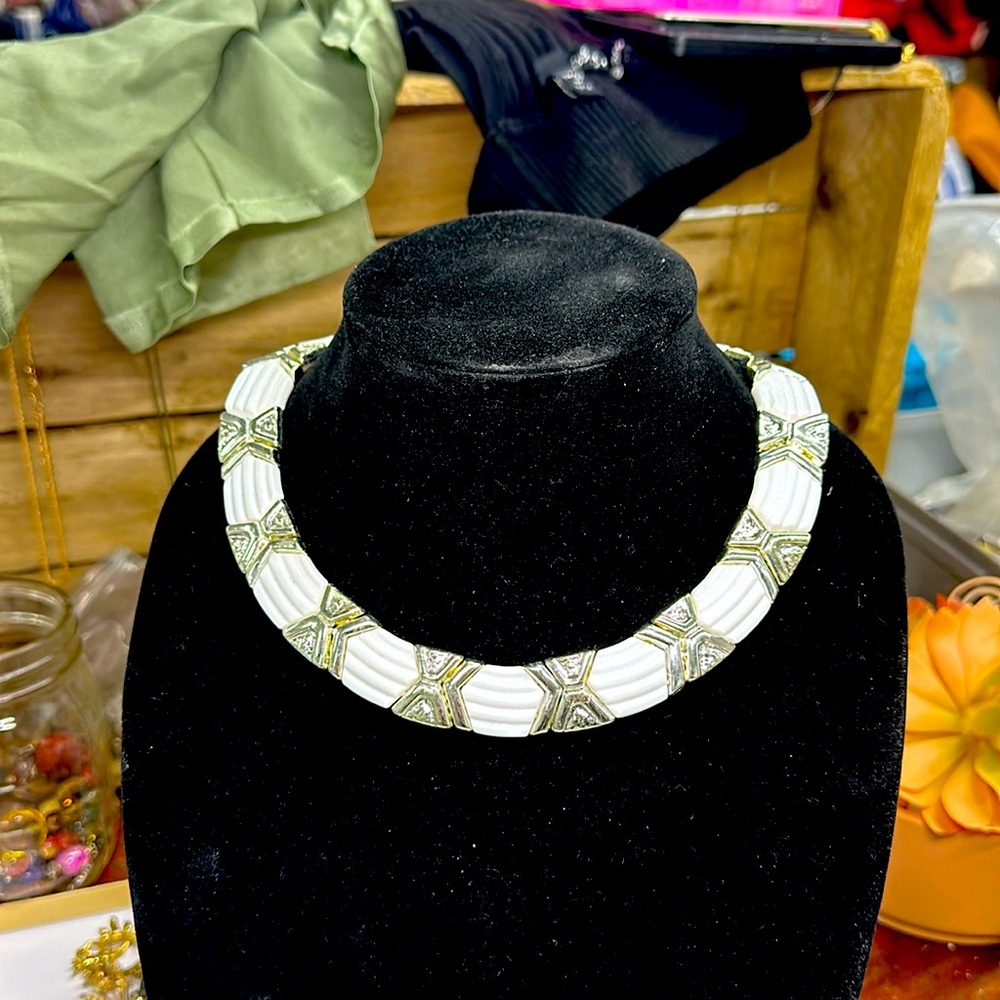 Vintage Collar Necklace